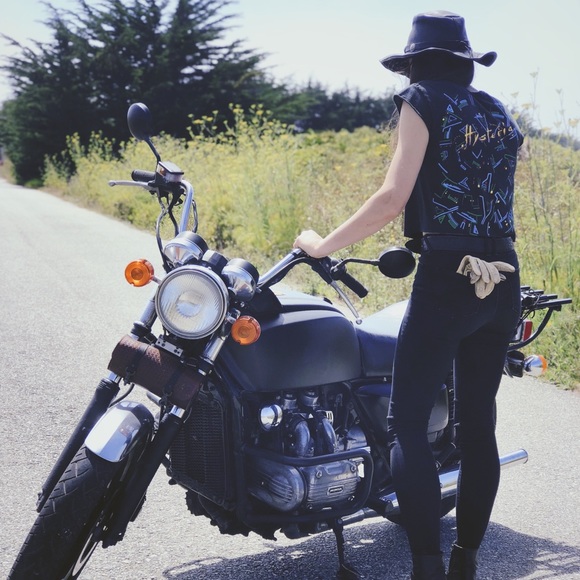 Vɪɴᴛᴀɢᴇ: ʙᴀɴᴅ ᴛᴇᴇ - Picture 6 of 6